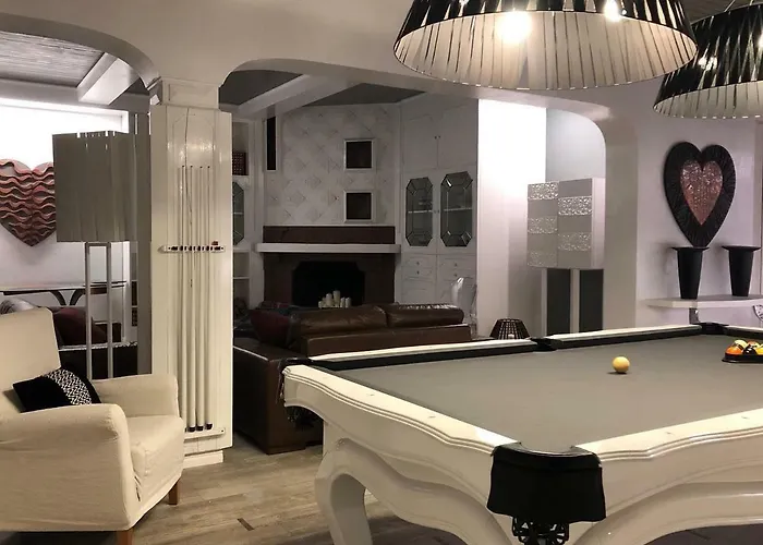 Suitefrattini بيت ضيافة 2*